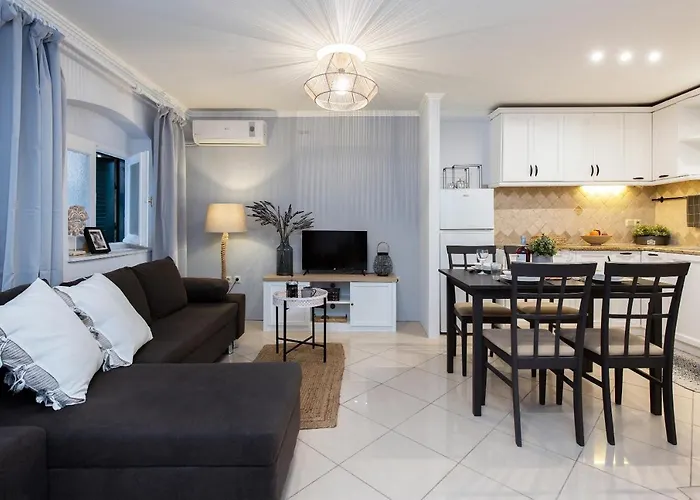 Iv Maisonette * Corfu (city)